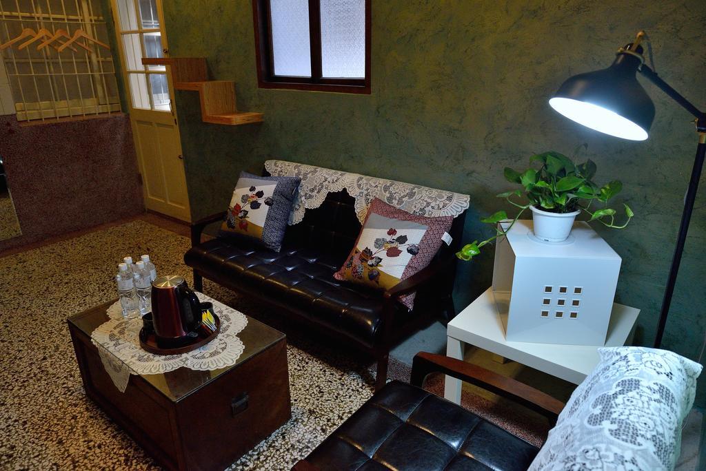 爪窩 29 Nesuto Apartment ไถหนาน ภายนอก รูปภาพ